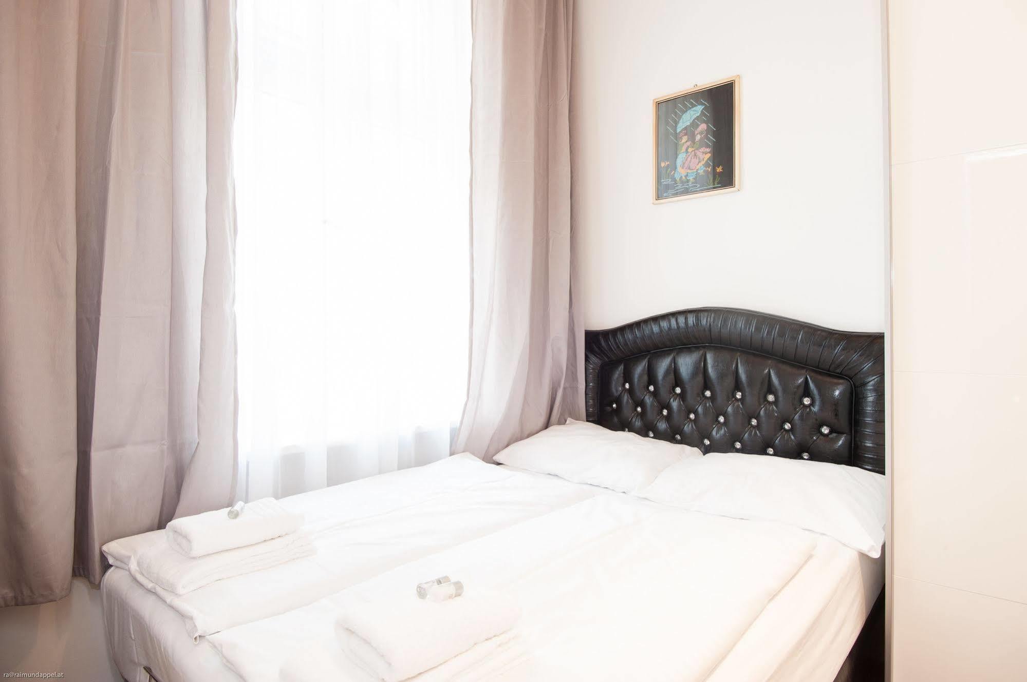 Royal Resort Apartments Urania Vienne Extérieur photo
